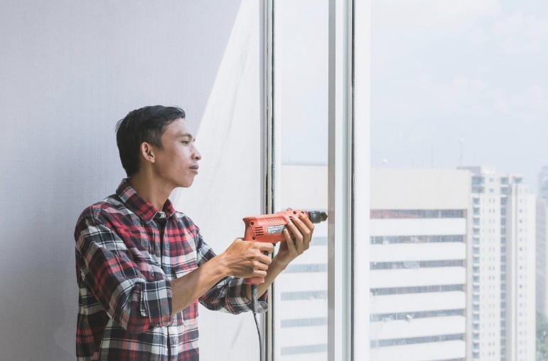 How to Evaluate and Hire the Right Commercial Property Maintenance Provider