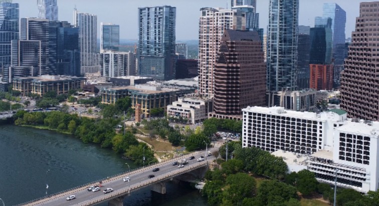 #1 Roofing Company in Austin Texas - LOA Construction 2026 Review